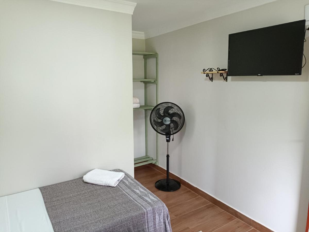 Alpha Hospedaria & Hostel Londrina Zewnętrze zdjęcie