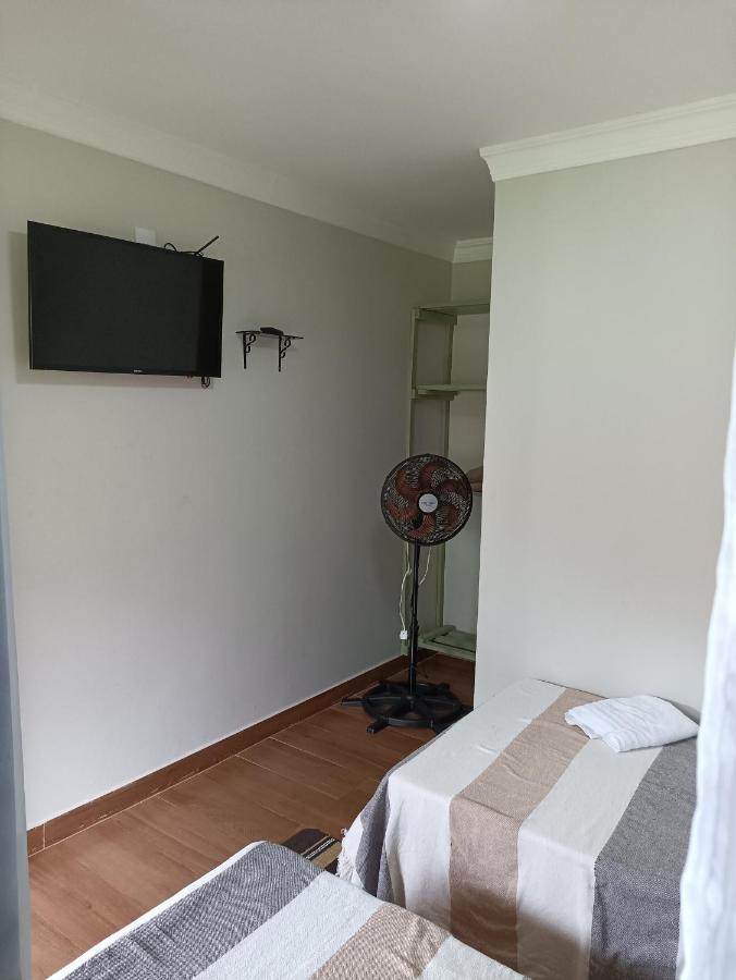 Alpha Hospedaria & Hostel Londrina Zewnętrze zdjęcie